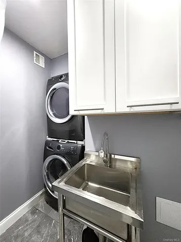 5 Anastasia Court Salisbury Mills NY 12577