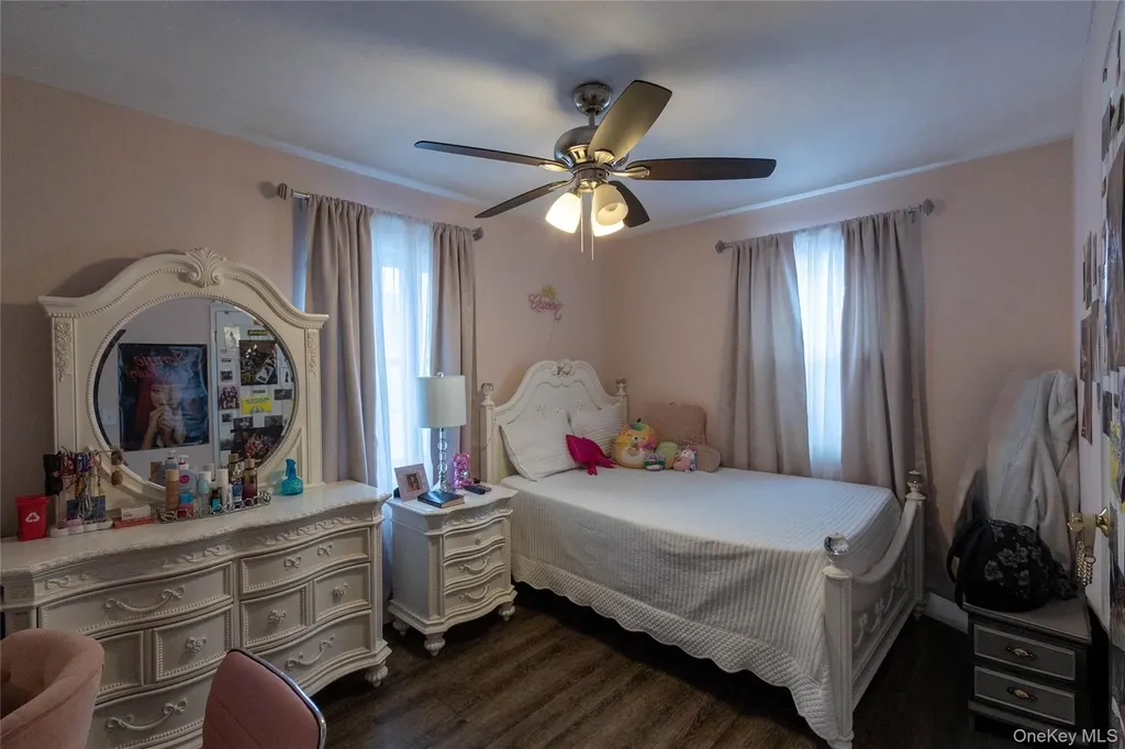 151 Cheltenham Road West Babylon NY 11704