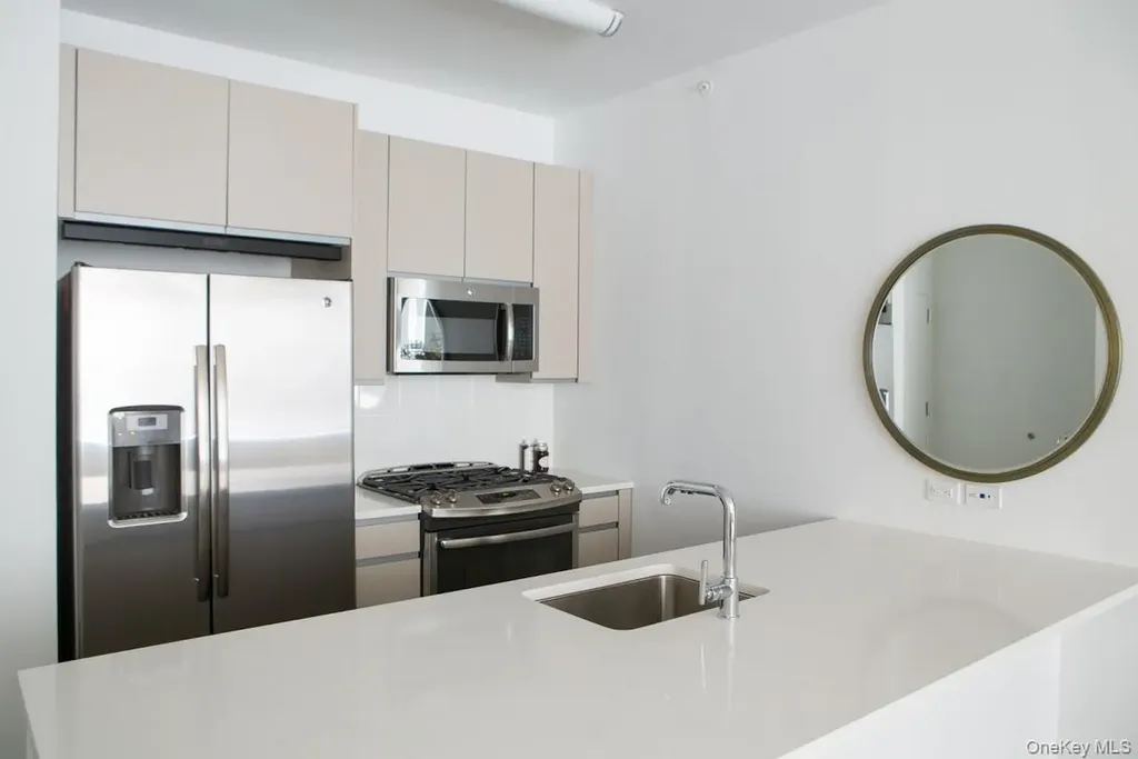 1 Third Mineola NY 11501