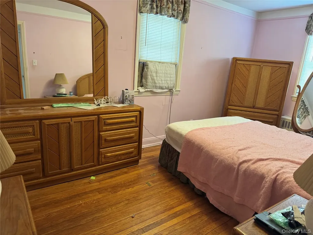 1266 Mace Avenue Bronx NY 10469