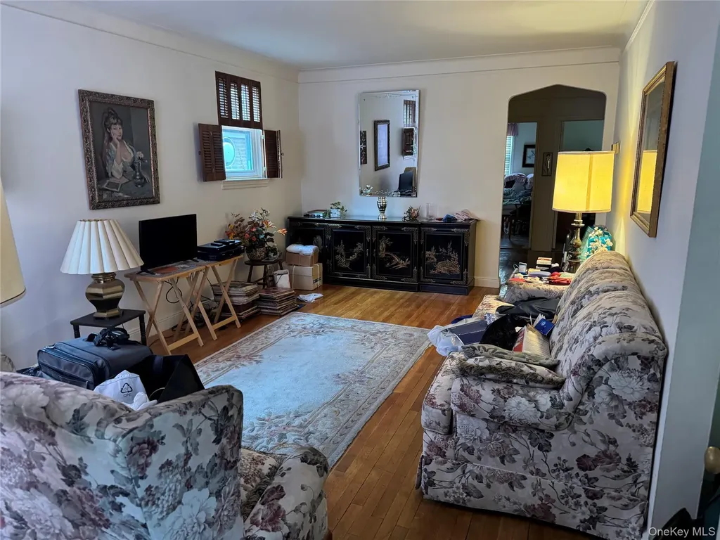 1266 Mace Avenue Bronx NY 10469