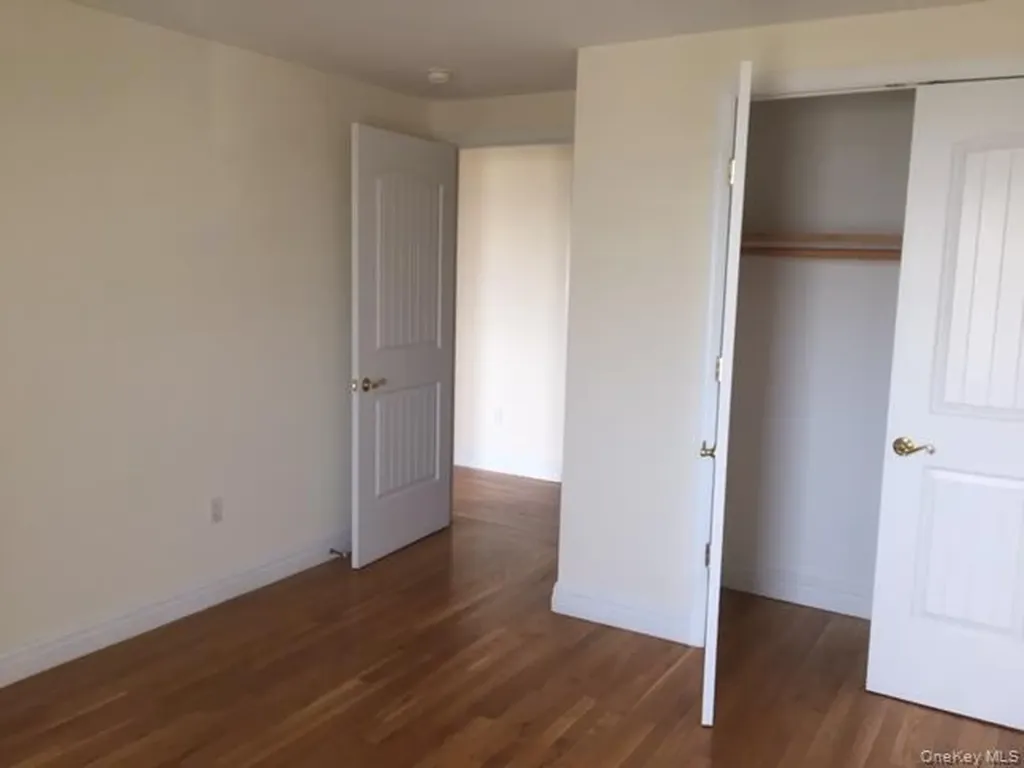 125 E Broadway Long Beach NY 11561