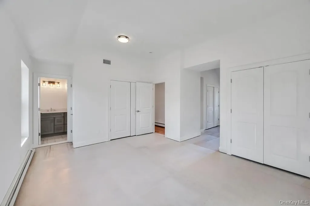 512 Starlight Drive Shirley NY 11967