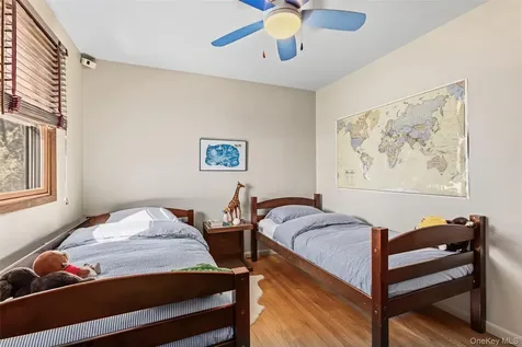 6 Tennis Court Road Mahopac NY 10541