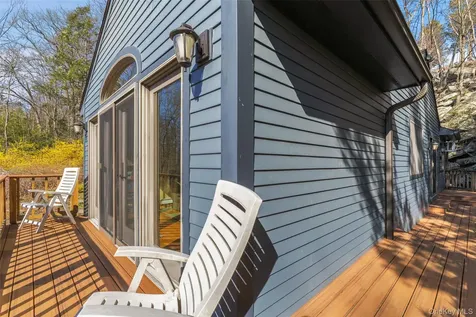 6 Tennis Court Road Mahopac NY 10541