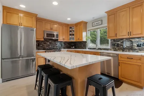 24 Jennings Road White Plains NY 10605