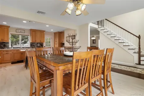 24 Jennings Road White Plains NY 10605