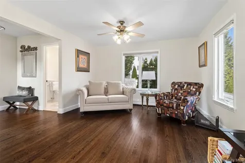 24 Jennings Road White Plains NY 10605