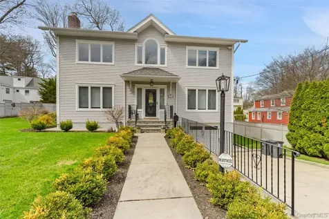 24 Jennings Road White Plains NY 10605