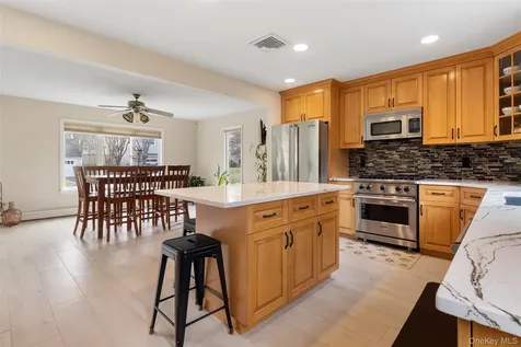 24 Jennings Road White Plains NY 10605