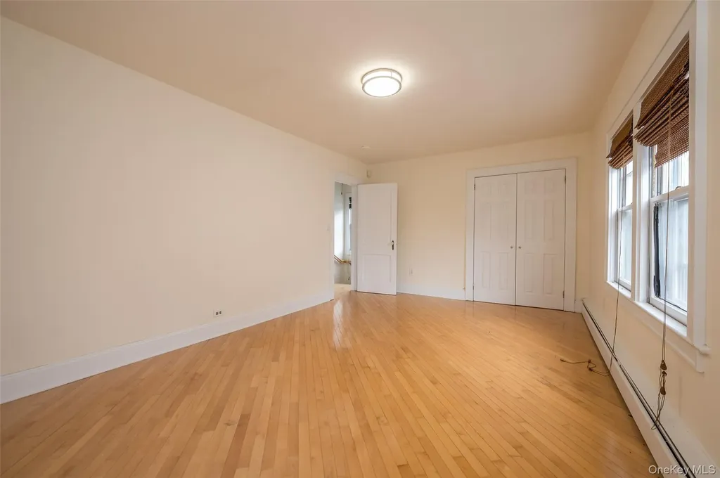 61 Roundhill Drive Yonkers NY 10710
