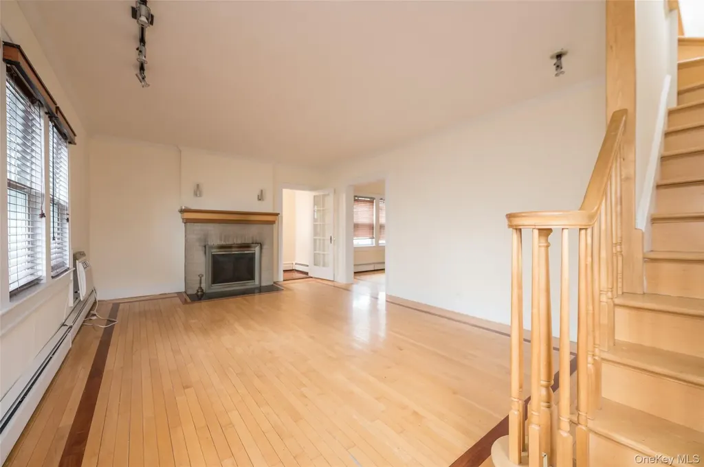 61 Roundhill Drive Yonkers NY 10710