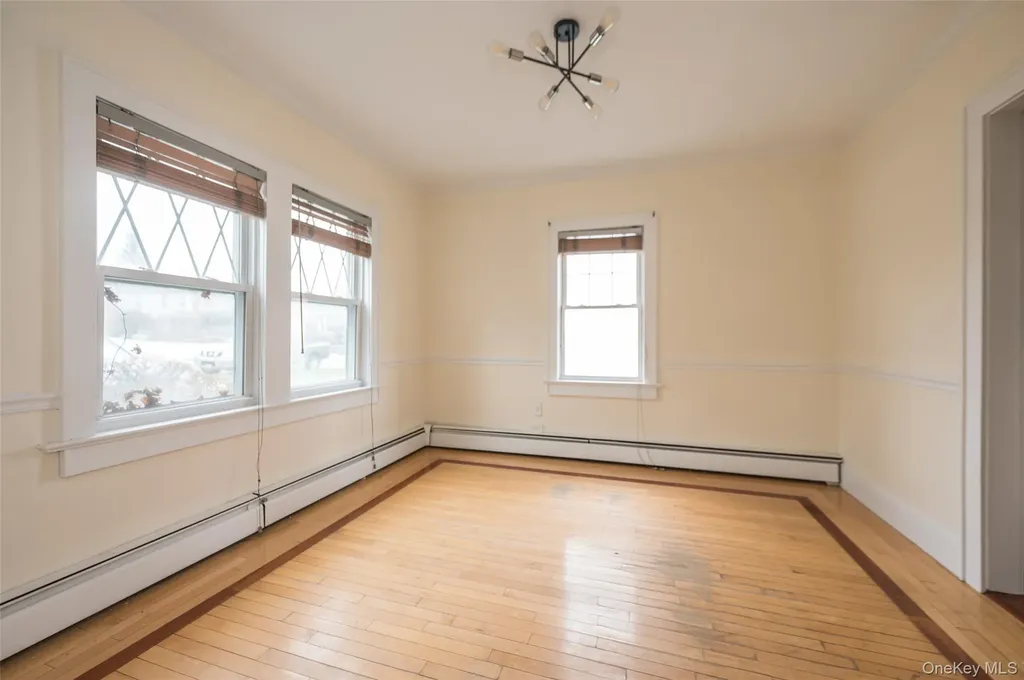 61 Roundhill Drive Yonkers NY 10710