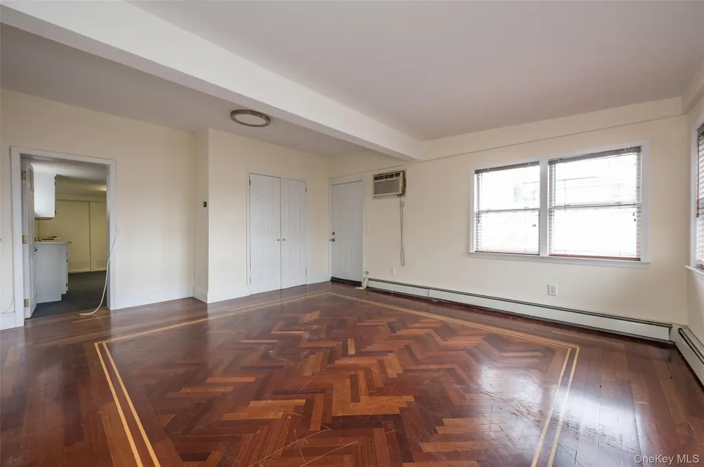 61 Roundhill Drive Yonkers NY 10710