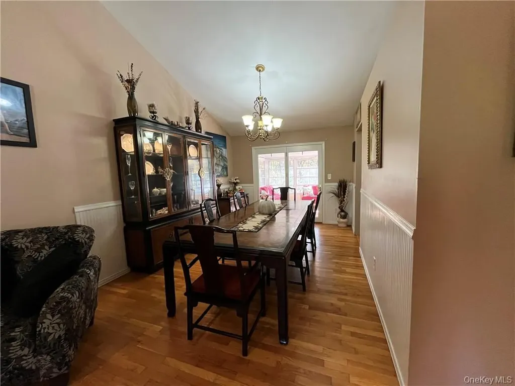 101 Whitetail Run Chester NY 10918