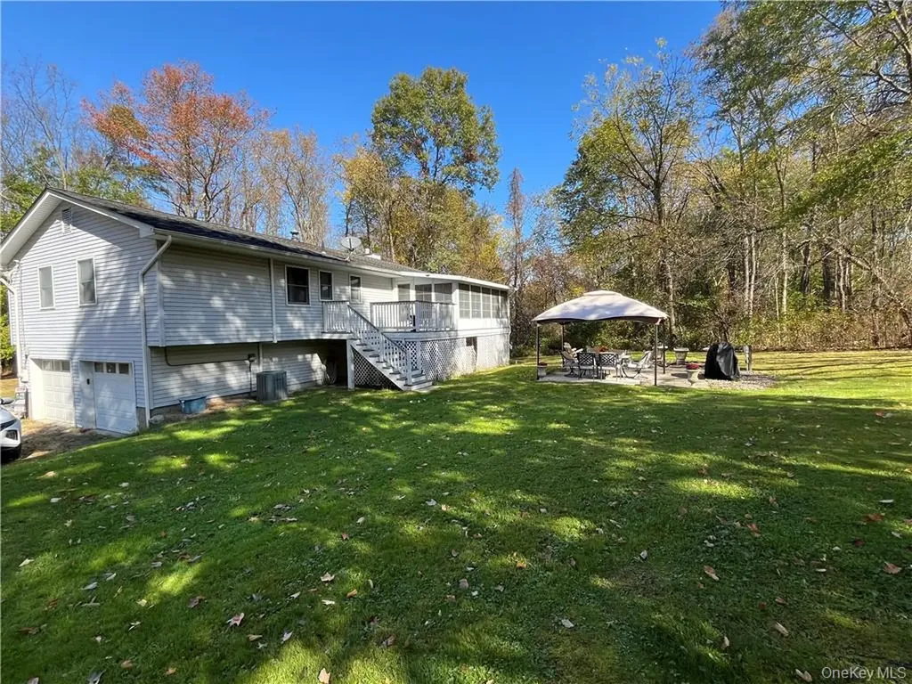 101 Whitetail Run Chester NY 10918