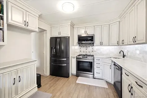 540 Ellsworth Avenue Bronx NY 10465