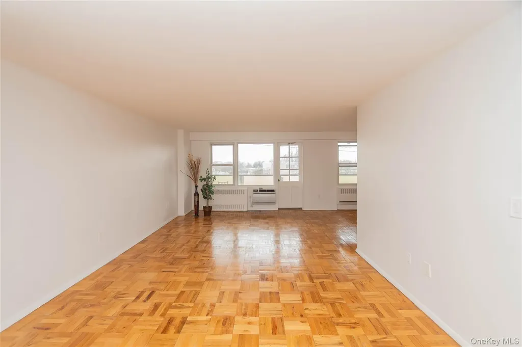 1841 Central Park Avenue Yonkers NY 10710