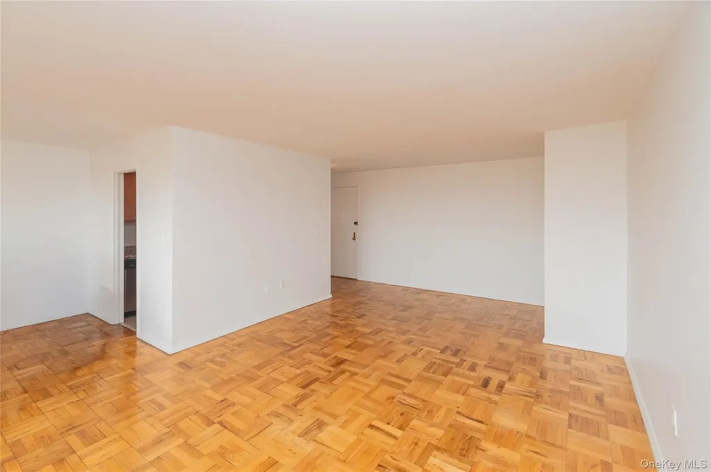 1841 Central Park Avenue Yonkers NY 10710