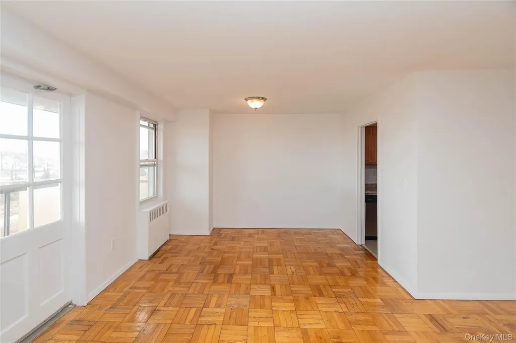 1841 Central Park Avenue Yonkers NY 10710