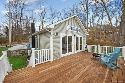 13 Ripley Road Patterson NY 12563