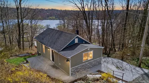 13 Ripley Road Patterson NY 12563