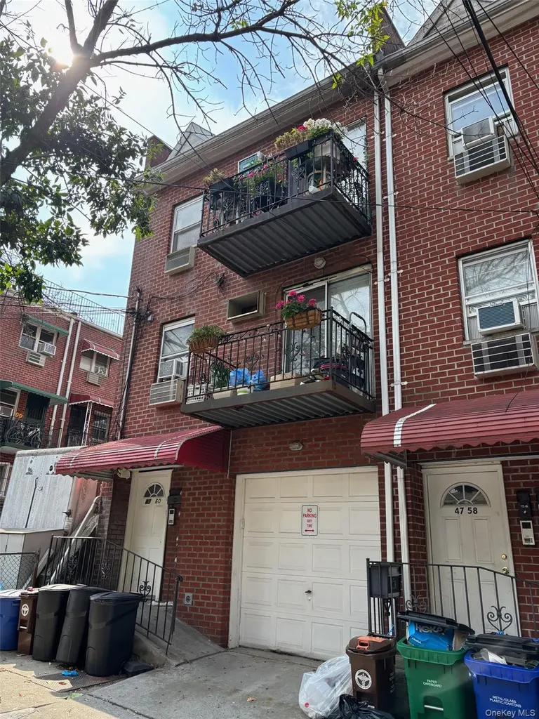 4760 58th Lane Woodside NY 11377