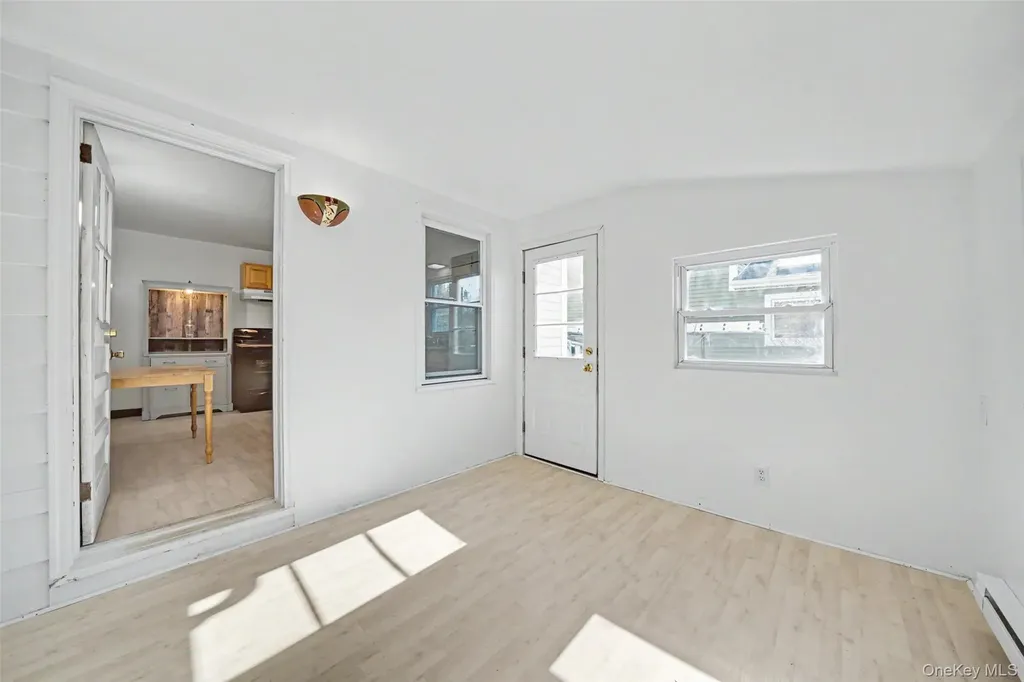 15 Forge Hill Road New Windsor NY 12553