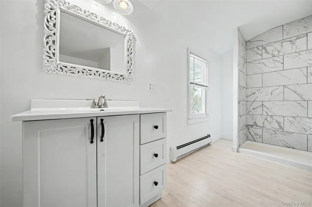 15 Forge Hill Road New Windsor NY 12553