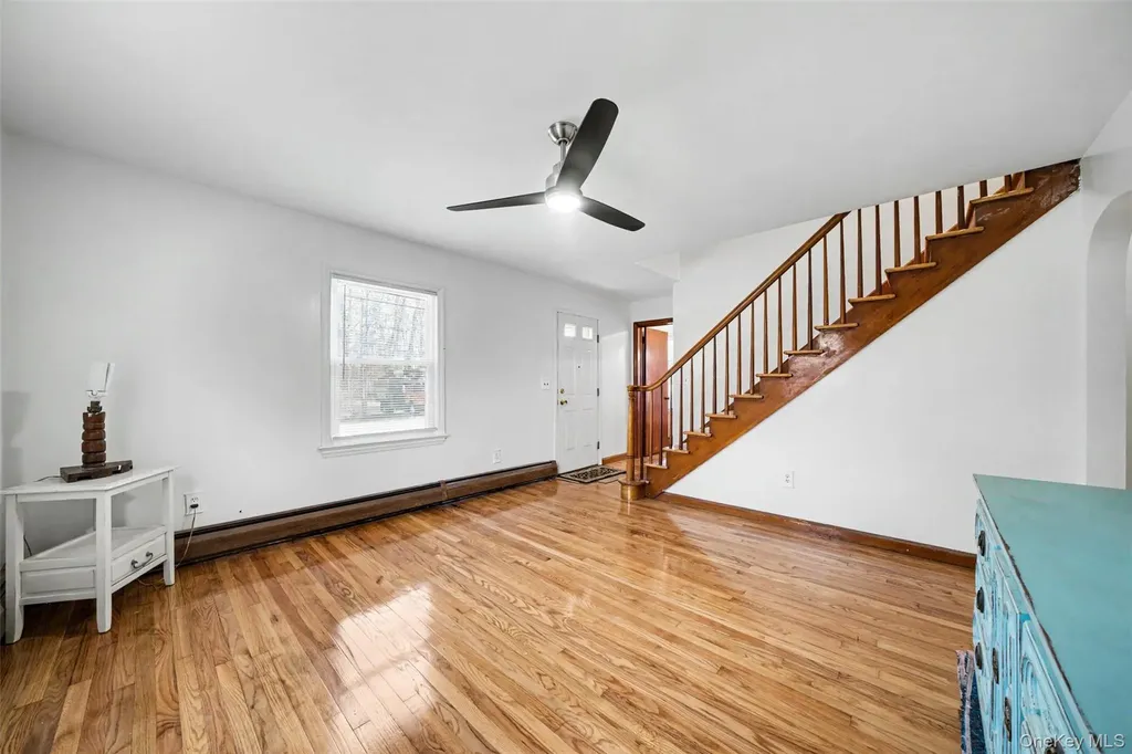 15 Forge Hill Road New Windsor NY 12553