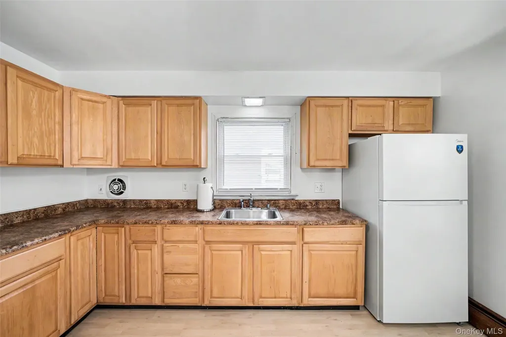 15 Forge Hill Road New Windsor NY 12553