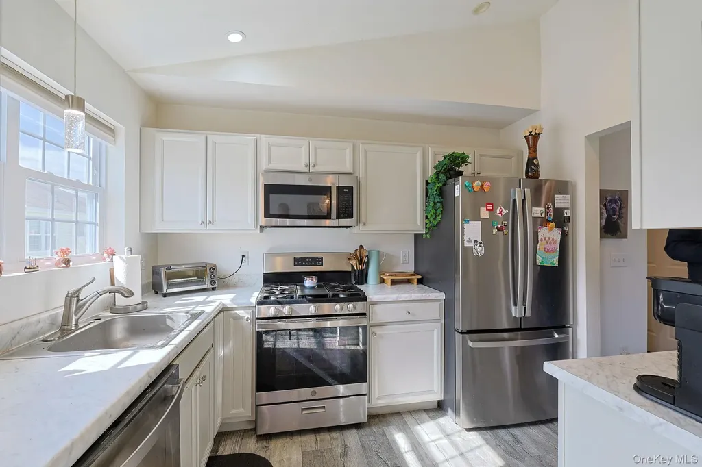 1311 Whispering Hills Chester NY 10918