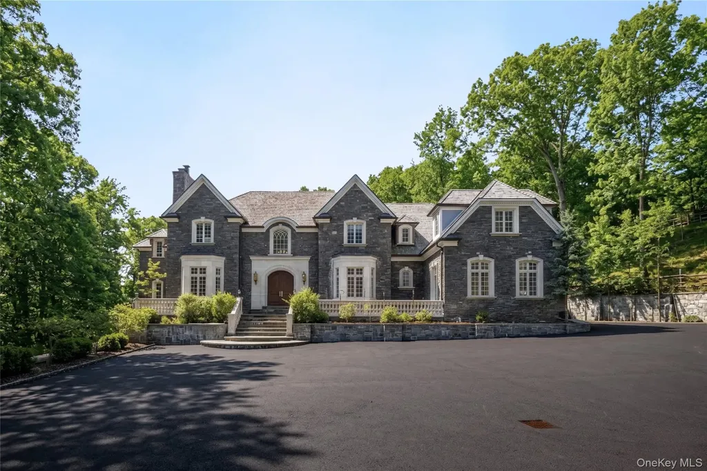3 Vincent Lane Armonk NY 10504