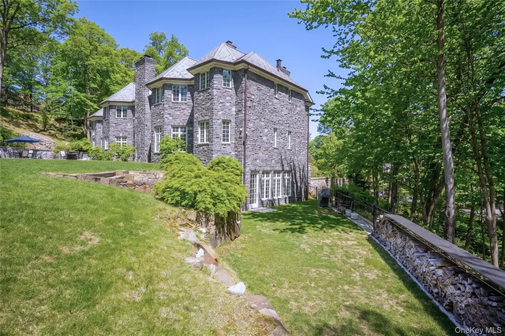 3 Vincent Lane Armonk NY 10504