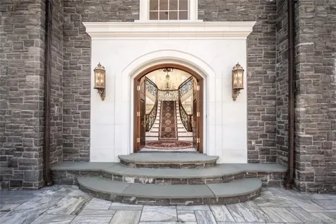 3 Vincent Lane Armonk NY 10504