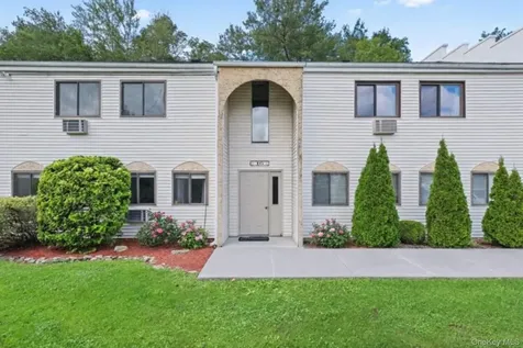 16 Carnaby Street Wappingers Falls NY 12589