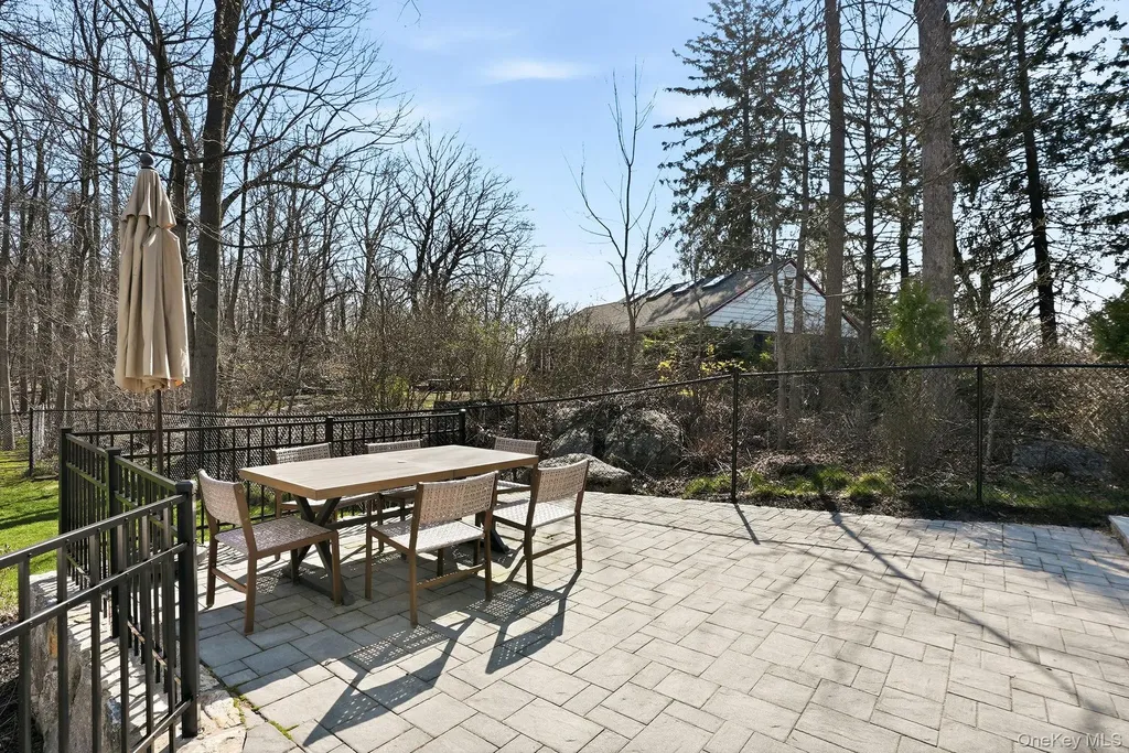19 Lillian Road Mahopac NY 10541