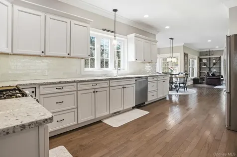19 Lillian Road Mahopac NY 10541