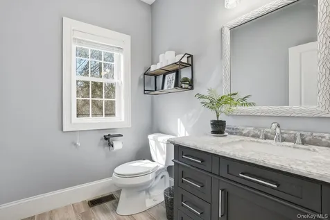 19 Lillian Road Mahopac NY 10541