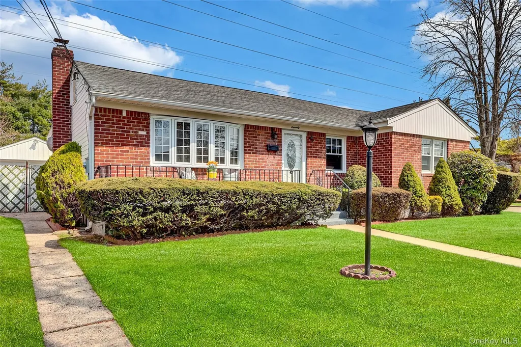 70 Martin Road N Bethpage NY 11714