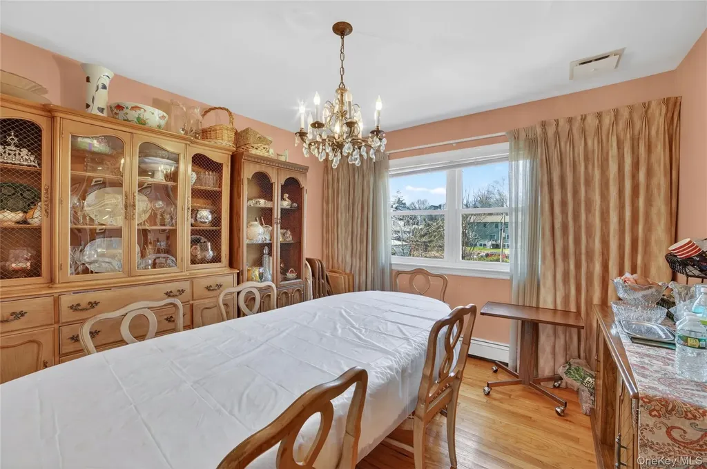276 5th Avenue New Rochelle NY 10801