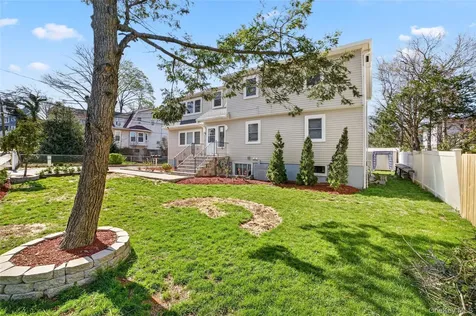 276 5th Avenue New Rochelle NY 10801