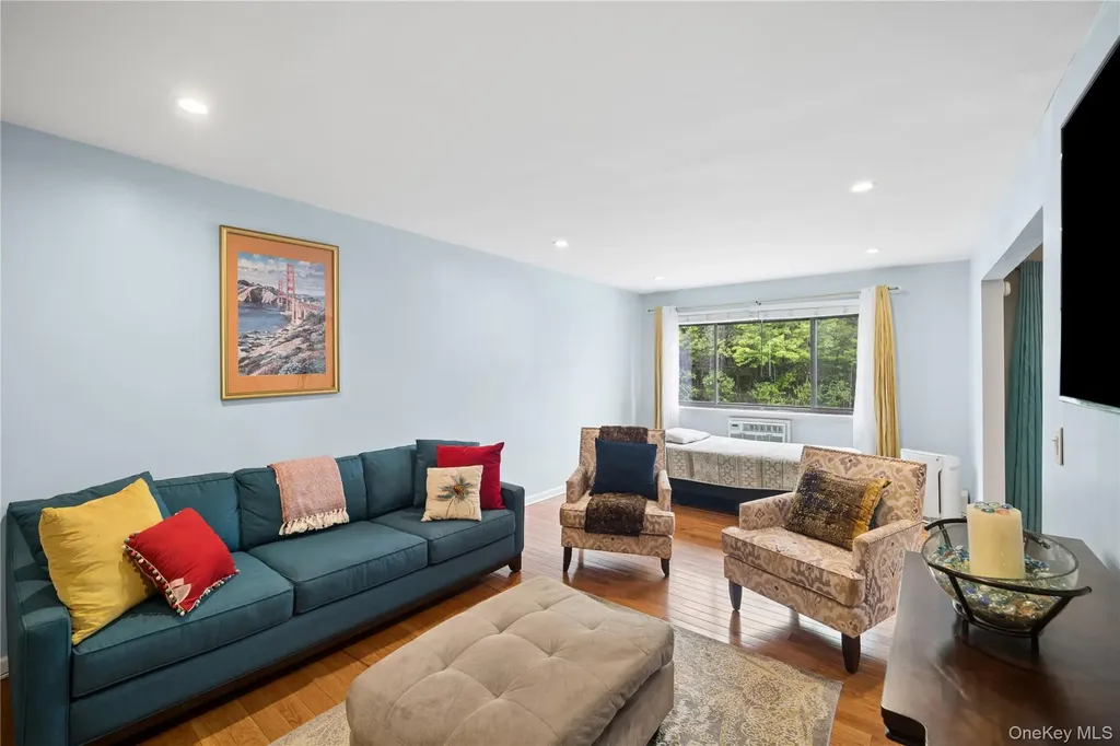 252 N Main Street Spring Valley NY 10977