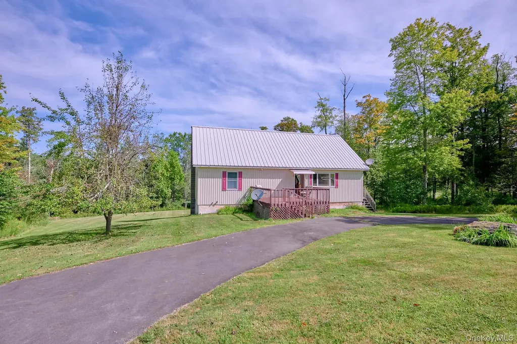 10 W Simmon Callicoon NY 12736
