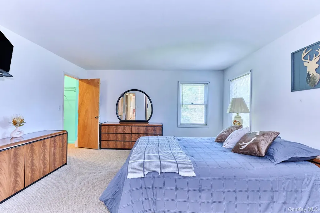 10 W Simmon Callicoon NY 12736