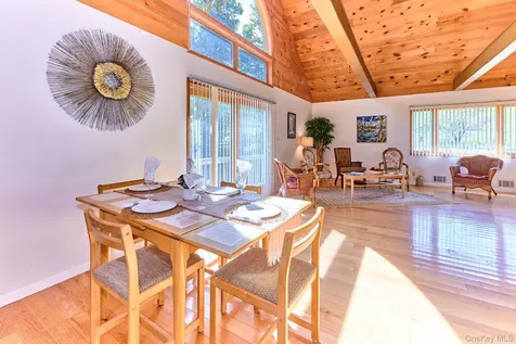 10 W Simmon Callicoon NY 12736