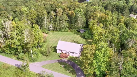 10 W Simmon Callicoon NY 12736