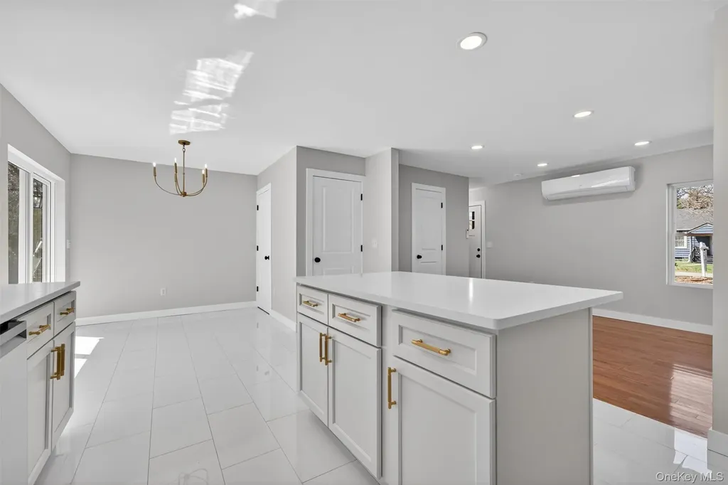111 Cedar Avenue New Windsor NY 12553