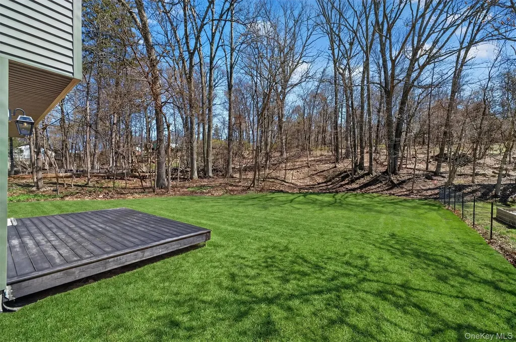 111 Cedar Avenue New Windsor NY 12553