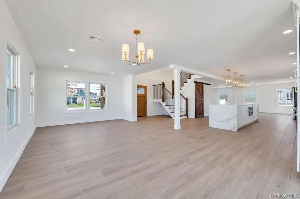 66 Lighthouse Road Babylon NY 11702